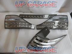 TOYOTA
Estima 50 early model genuine option clear LED tail lens (X04459)