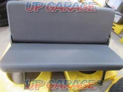 TOYOTA
200 Hiace genuine rear seat
(X04671)