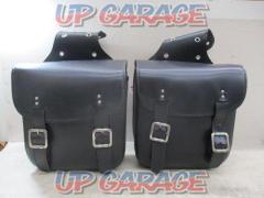 Mr.Pass
Saddle bags
Right and left