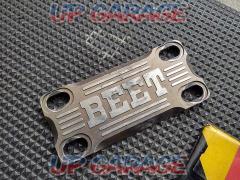 BEET
Handle clamp
■Used in Balius 1/separate handlebar vehicles