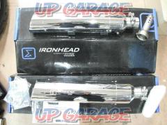 Special campaign price! First come, first served
IXIL
IRONHEAD
HC1-3C
Two out slip-on muffler
■Harley Softail
Breakout
For 2013-2016