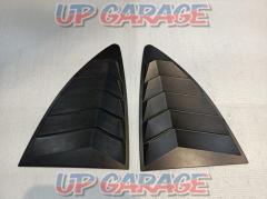 Unknown Manufacturer
Side louver panel