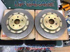 Manufacturer unknown
Two-piece brake rotors