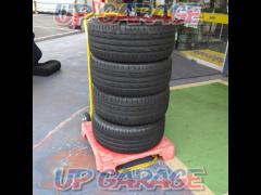 Set of 4 tires only BRIDGESTONE POTENZA
S001
225 / 45R17