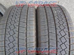 PIRELLI
ICE
ZERO
ASIMMETRICO
215 / 45-17
Four studless tire
X04090