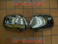 Toyota
200 Hiace original plating door mirror cover
Right and left