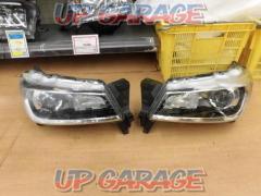 SUZUKI
Solio Banded
MA36S genuine
LED headlights
Right and left