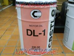 Castle
Motor oil
DL-1
5W-30
V9210-3726
