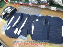 CRAFT
PLUS
California Style
Type1
Seat Cover
+
CRAFT
PLUS
Center console box st.2
200 Hiace van
Wagon GL
For wide-body