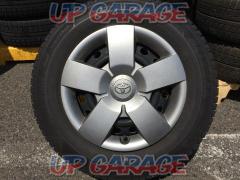 Toyota genuine
Sienta
Genuine steel wheel + BRIDGESTONE
BLIZZAK
VRX3