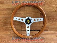 MOMO 3-spoke wooden steering wheel