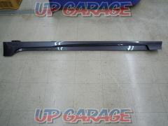 TOYOTA (Toyota)
Genuine
Side step left only
Prius ZVW50 early model