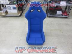 Unknown Manufacturer
Full bucket seat
[Blue]