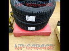 GOODYEARLS
EX
215 / 50R17
95V
Two