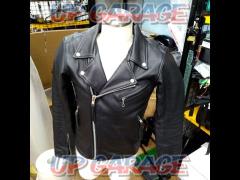 DAYTONA
LEATHERS
Single leather jacket
M size