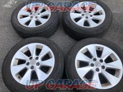 Toyota Genuine
Alphard
Genuine aluminum wheels + YOKOHAMA BluEarth
RV-02