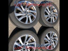 Mazda genuine
Axela genuine wheels + TOYOSD-7