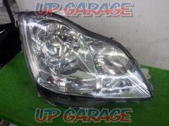 Toyota genuine modified headlight on the right side only