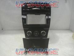 Mazda genuine (MAZDA)
RX-8
Genuine audio panel, air conditioner switch and accessory box set