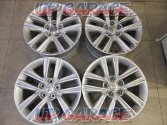 Toyota genuine
210 system crown the previous fiscal year genuine wheel