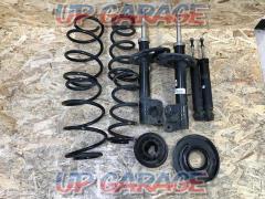 Nissan
E52
Elgrand
Genuine suspension kit