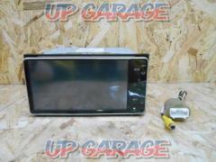 Toyota genuine
NHDT-W59G
Compatible with One Seg, CD, DVD and Bluetooth