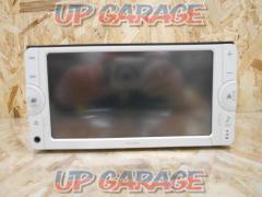 Toyota genuine
NSCP-W62
2012 model
Compatible with One Seg, CD, AUX and Bluetooth