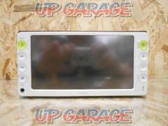 Toyota genuine
NSCP-W61
2011 model
Compatible with One Seg, CD, SD and AUX