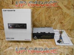 carrozzeria
MVH-3300
AM, FM, USB, iPod compatible