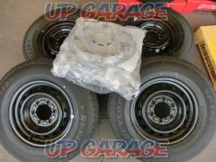 Toyota Genuine
Hiace genuine steel wheels + DUNLOPSP175N