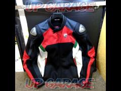 DUCATI × DAINESE
Riding jacket
Size 56