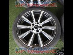 We recommend replacing your tires early TRD MS213-00044+BRIDGESTONE REGNO
GR-XI