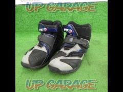Size: 27.5cm Riders elfF1019
Synthase 15
Riding shoes