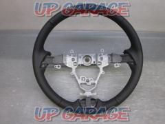 SUZUKI
JB74E
Jimny Sierra genuine
Leather steering wheel
Product number: GS120-07910
[Jimny Sierra]