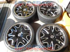 RX2404-733
CRIMSON
CLUB
LINEA
L566
4 pieces set
※ It is a commodity of the wheel only