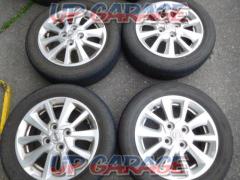 RX2404-773
Nissan
Days Lukes genuine
4 pieces set
※ It is a commodity of the wheel only