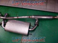 Toyota genuine muffler
+
Intermediate pipe