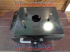 Unknown Manufacturer
Spare tire moving bracket