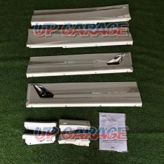 TRD30 series/Alphard
Side skirts
Right and left