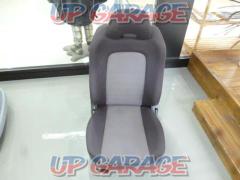 Nissan
Skyline ER34
Genuine sheet
Passenger seat (LH) side