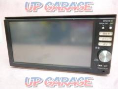 Nissan genuine
MP311D-W
2011 model
2DIN wide
Compatible with terrestrial digital broadcasting, DVD, CD, SD, Bluetooth, and radio