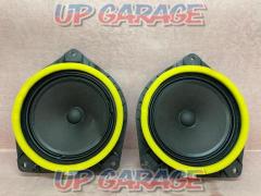 Toyota genuine speaker
Front left and right
■
Hiace 200
Super GL
Narrow-body
7-inch
Diesel