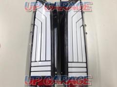 No Brand
LED tail lens
Right and left
Toyota
Hiace 200