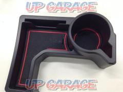 LIMSTYLE
JB64W
For Jimny
Drink holder
Additional Tray