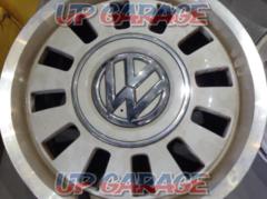Volkswagen
UP!
White
Original wheel