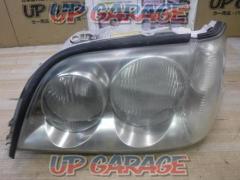 Toyota genuine headlights on the left side only