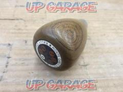 MONTE
CARLO
Wood shift knob