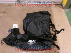 Unknown Manufacturer
Roof bag