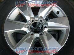 Toyota
Genuine wheels for the later model of the Land Cruiser 150 series