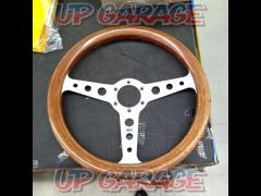 MOMO wood steering wheel